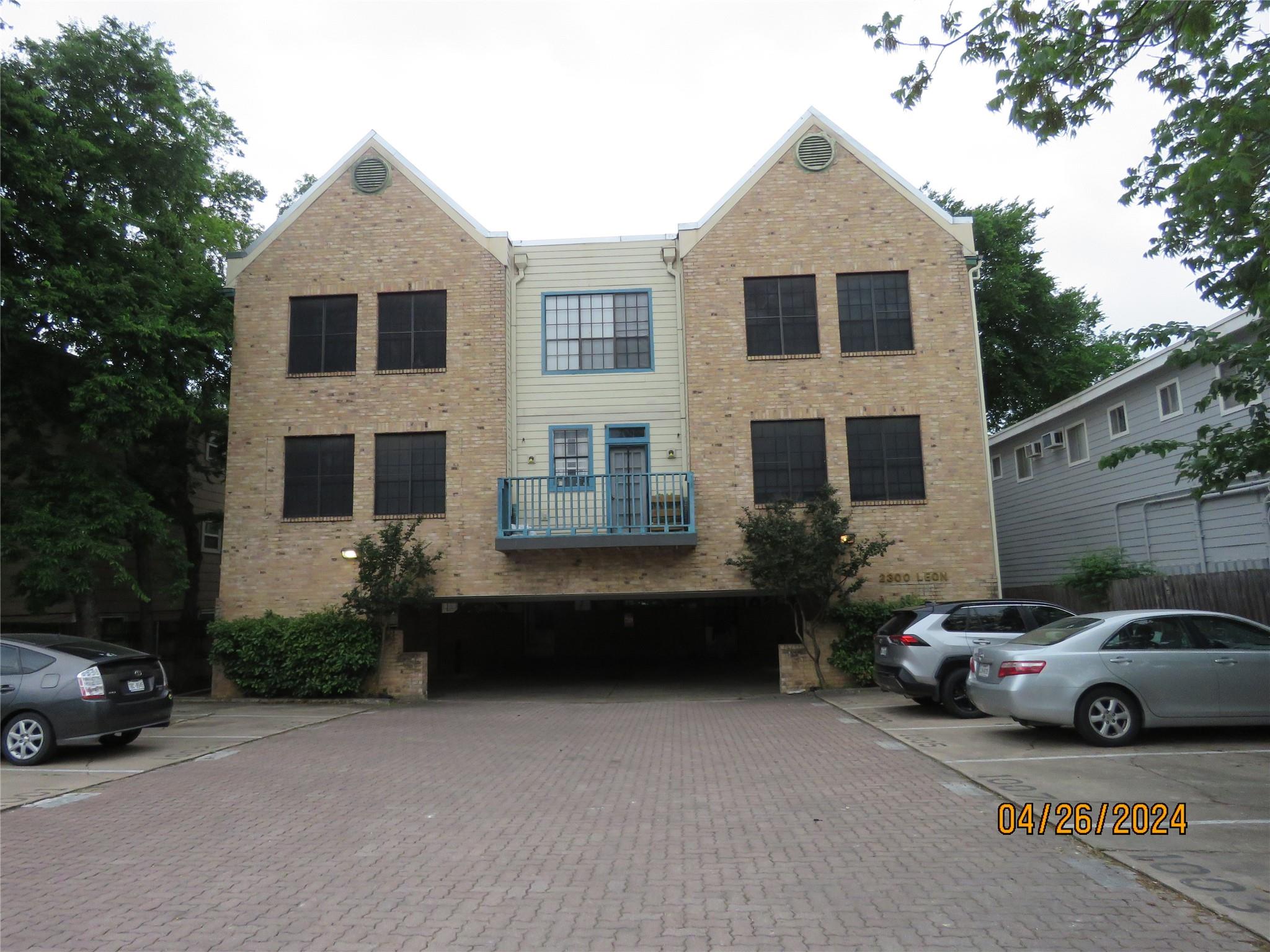 2300 Leon Street Austin TX 78705
