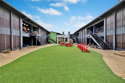 909 Reinli Street Austin TX 78751