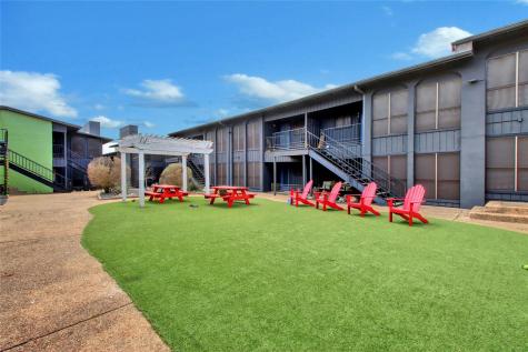 909 Reinli Street Austin TX 78751