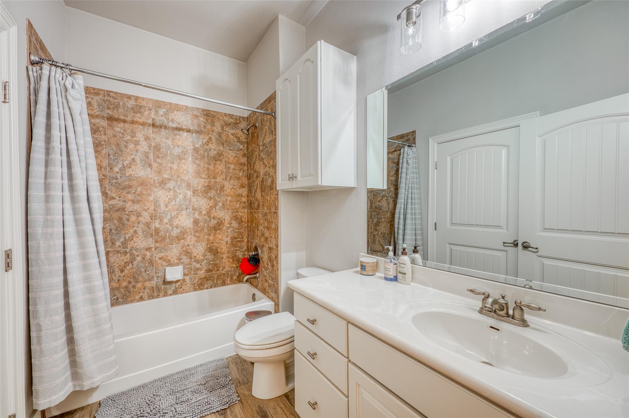 101 West Bank Horseshoe Bay TX 78657