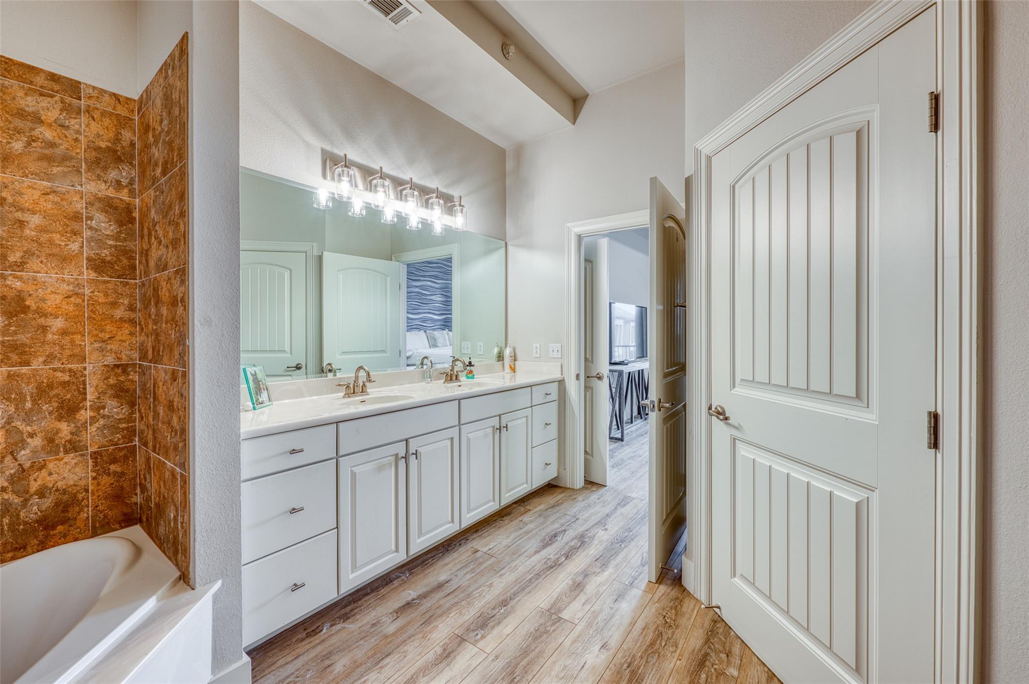 101 West Bank Horseshoe Bay TX 78657