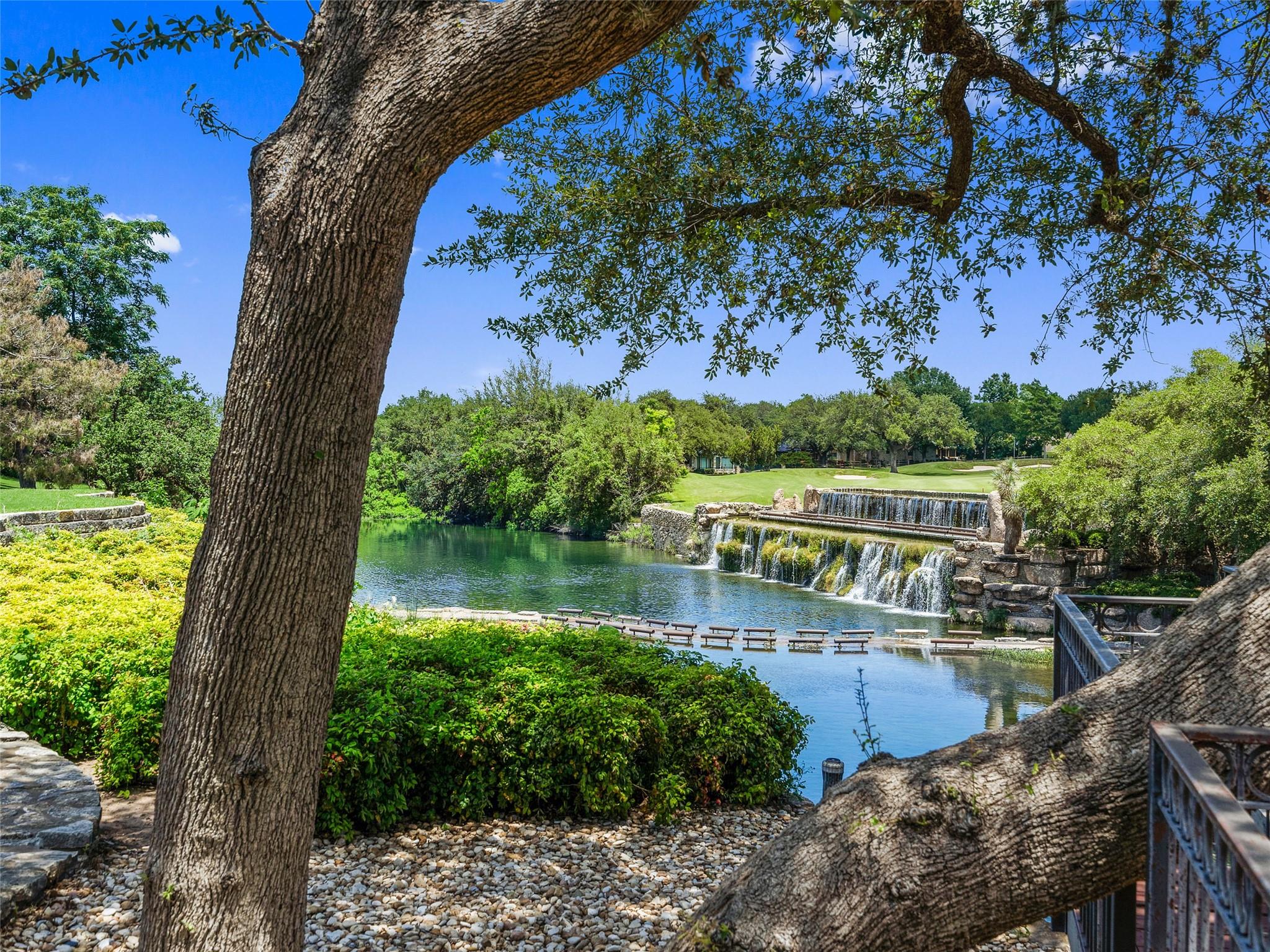 1000 The Cape Road Horseshoe Bay TX 78657