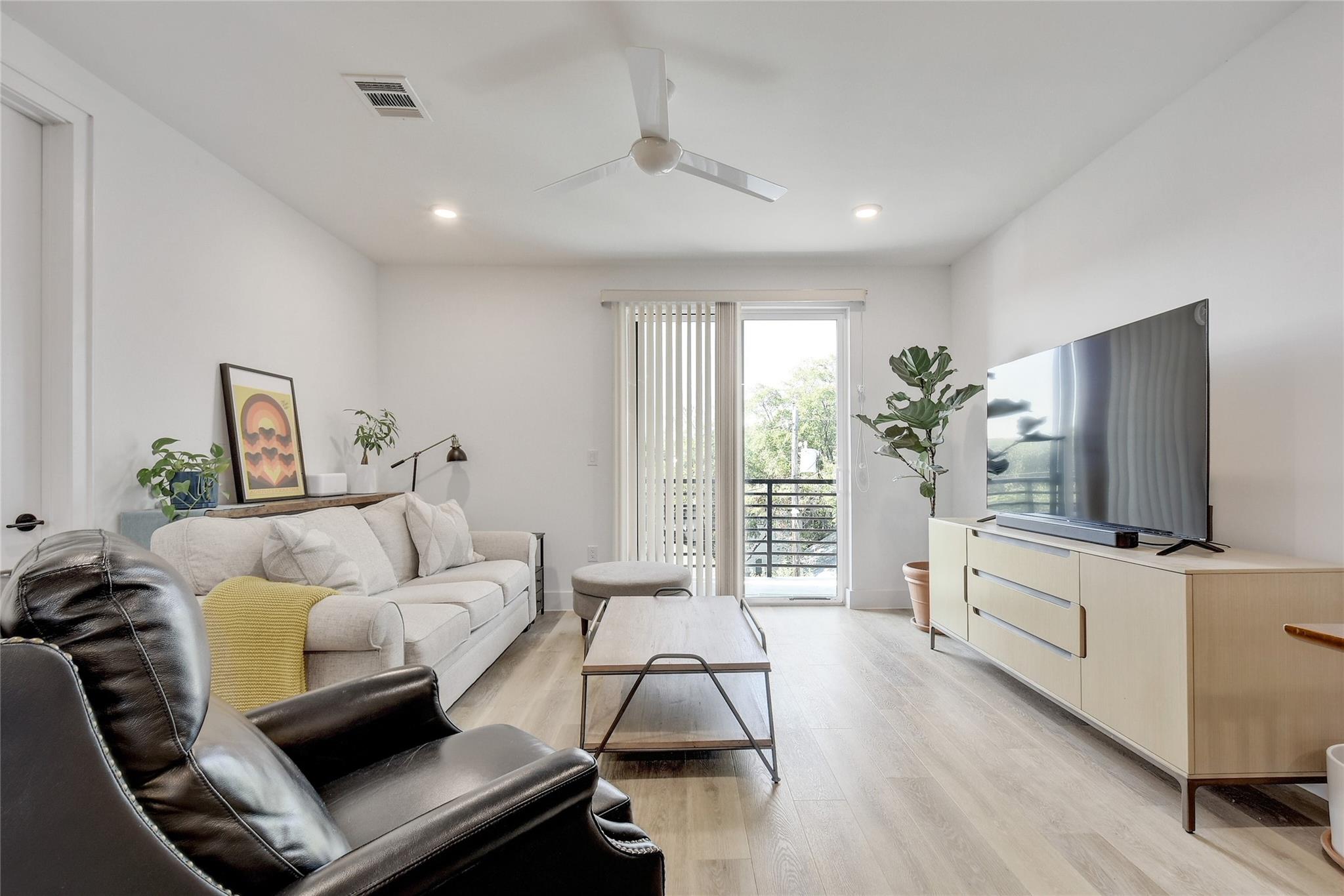 2709 E 5th Street Austin TX 78702