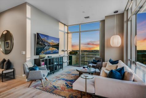 222 West Avenue Austin TX 78701