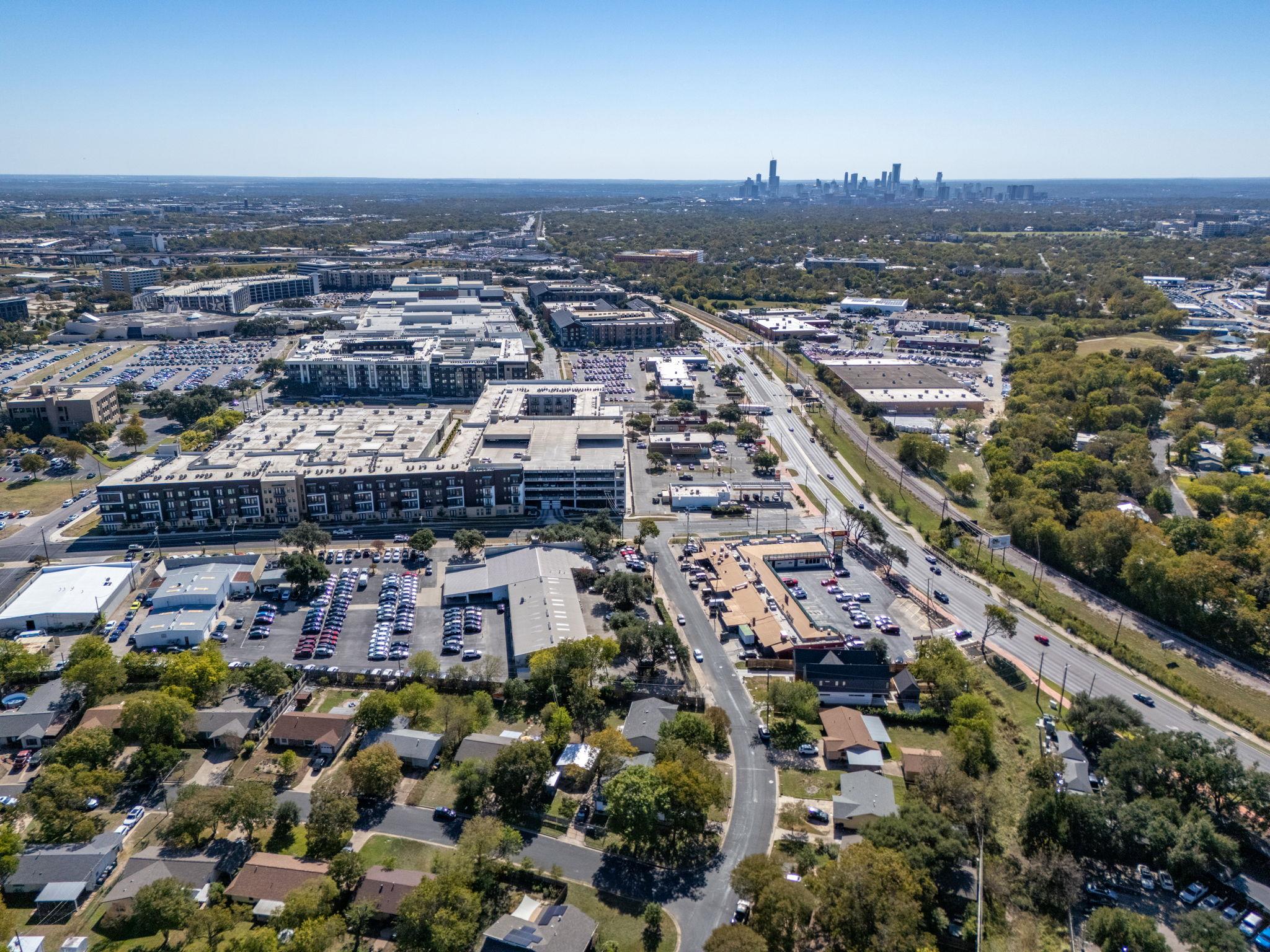 6620 Isabelle Drive Austin TX 78752