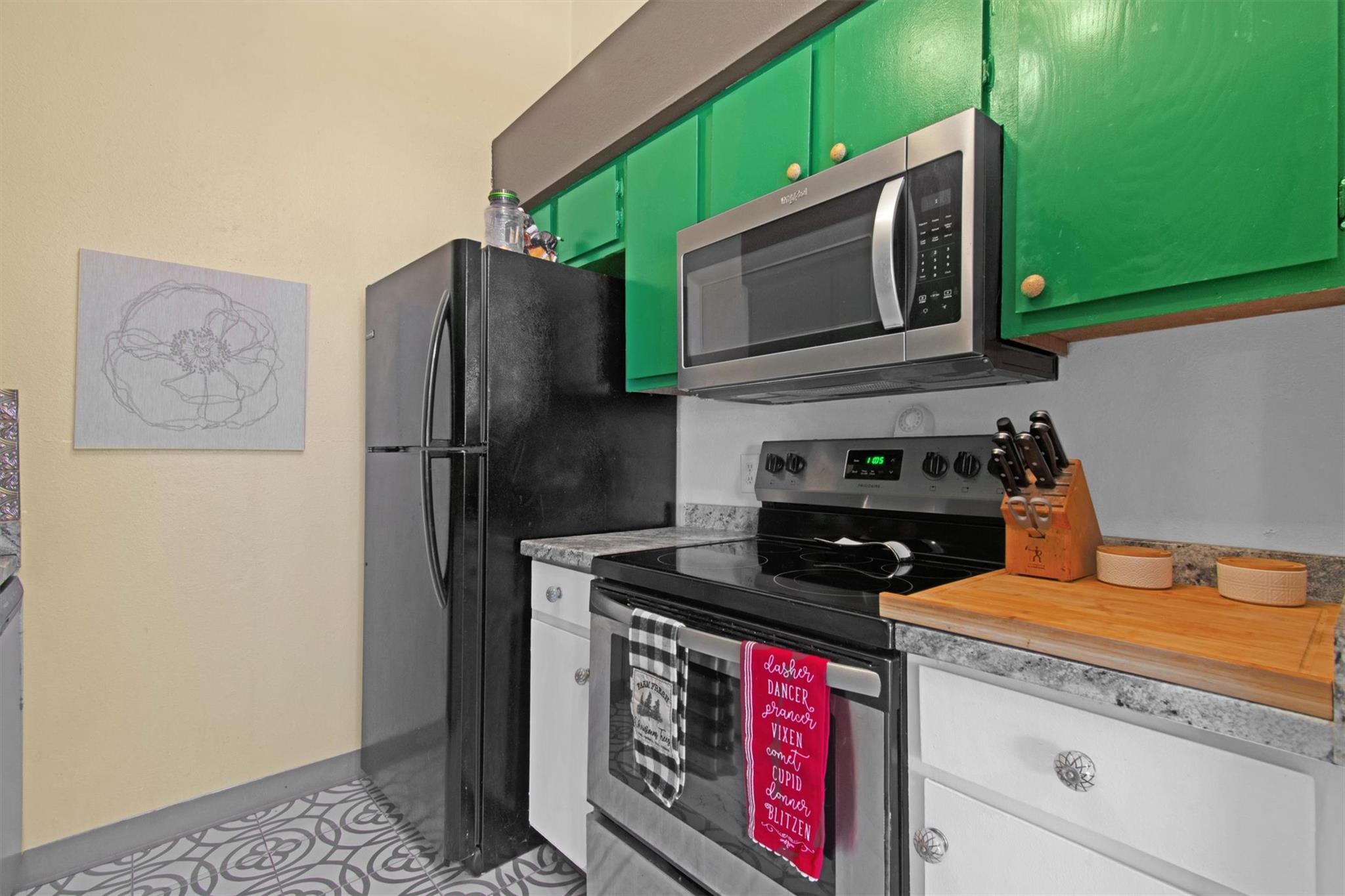 1705 Crossing Place Austin TX 78741