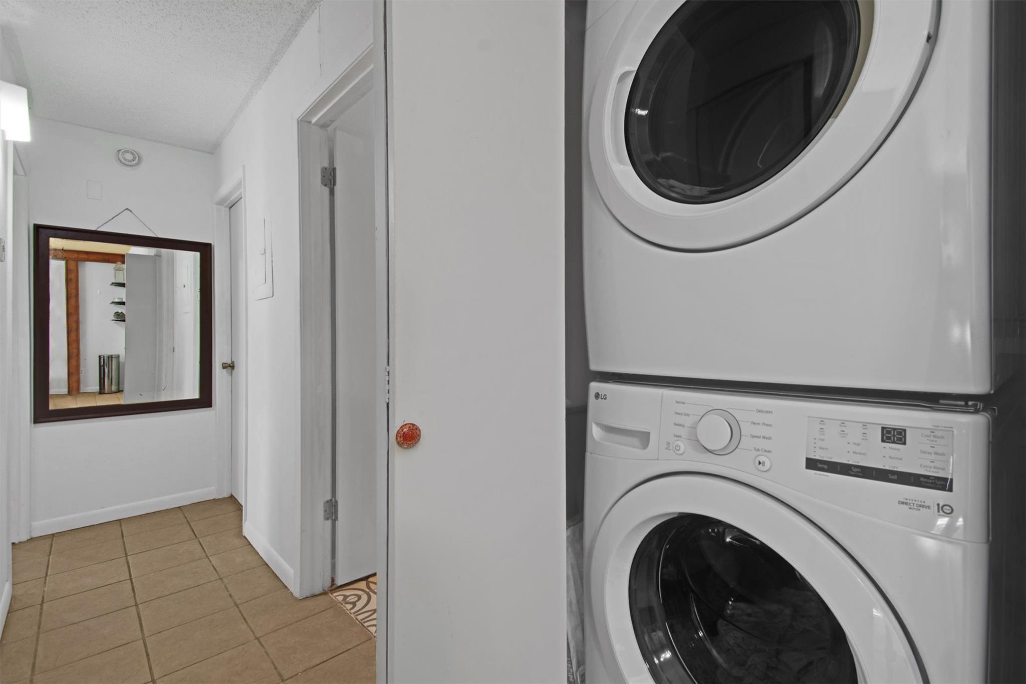 1705 Crossing Place Austin TX 78741