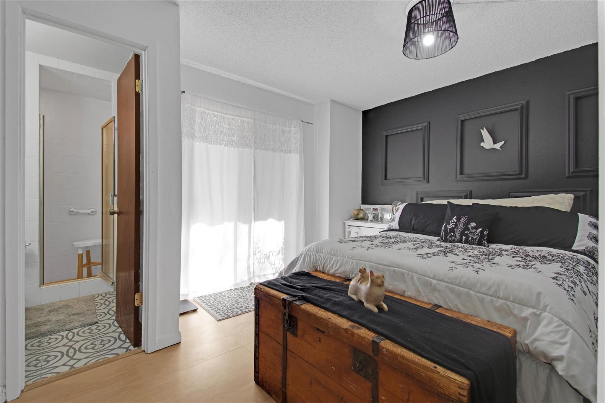 1705 Crossing Place Austin TX 78741