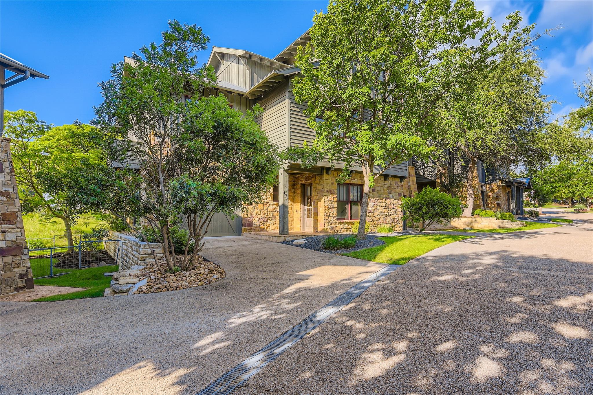 2217 Seabiscuit Cove Spicewood TX 78669