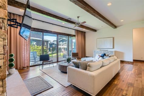 2217 Seabiscuit Cove Spicewood TX 78669