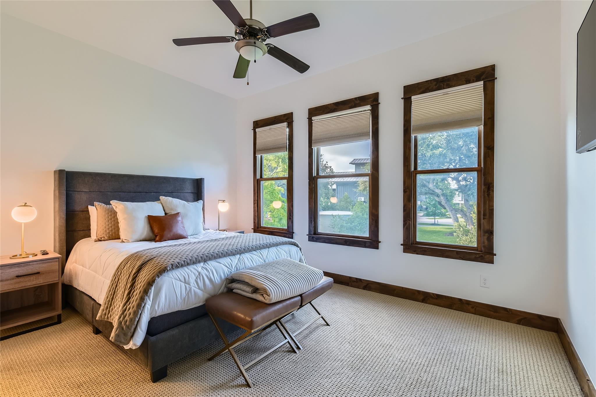 2217 Seabiscuit Cove Spicewood TX 78669