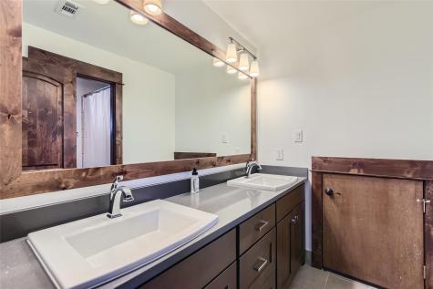 2217 Seabiscuit Cove Spicewood TX 78669