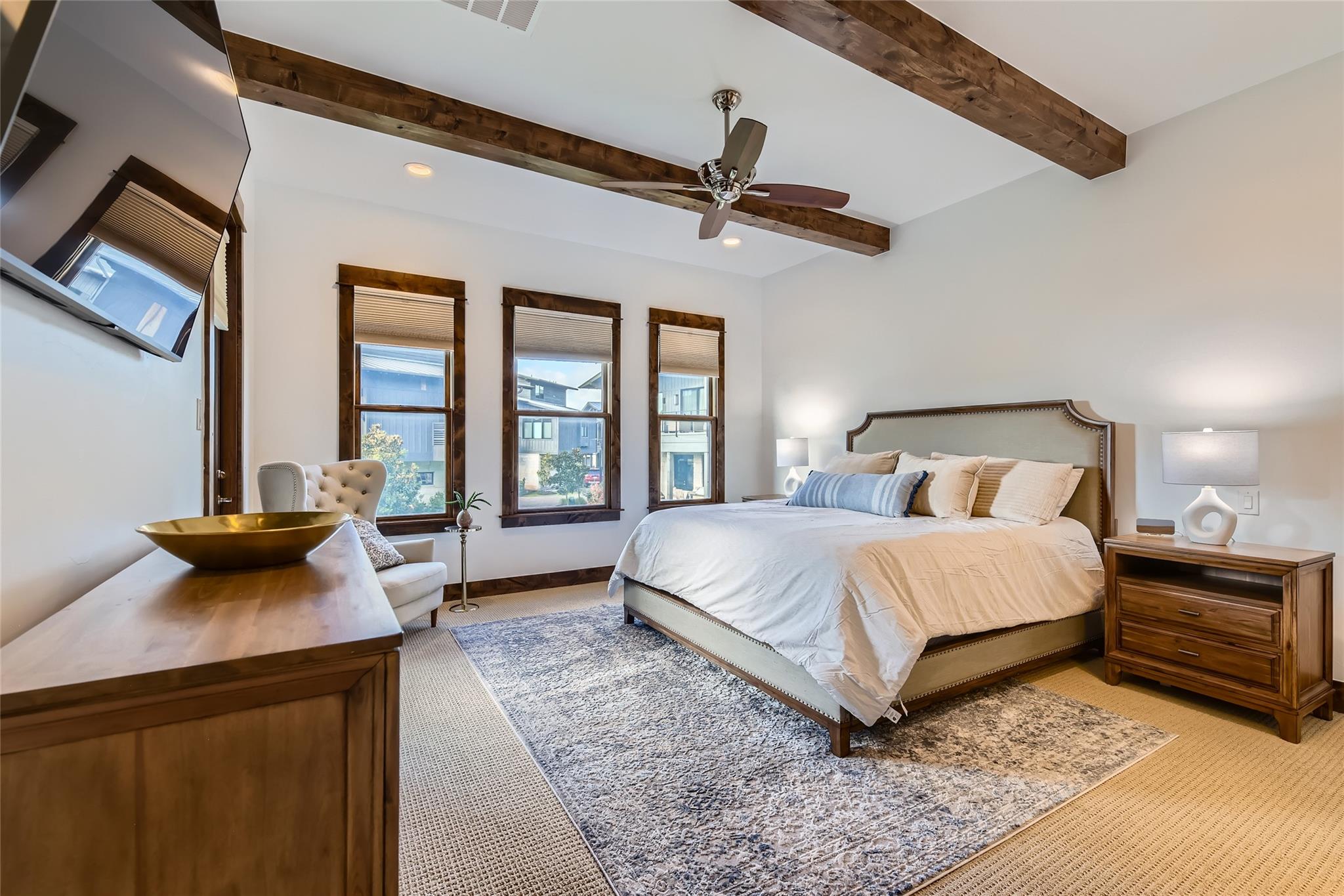 2217 Seabiscuit Cove Spicewood TX 78669