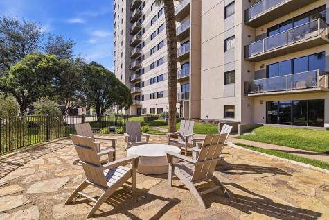 40 N Interstate 35 Highway N Austin TX 78701