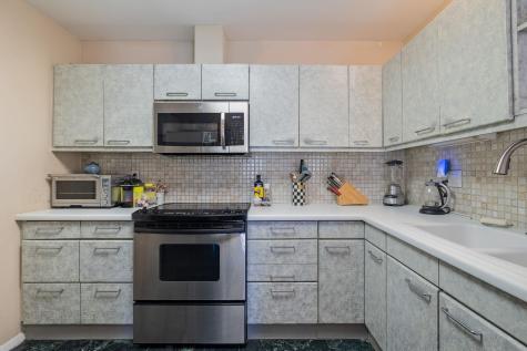 40 N Interstate 35 Highway N Austin TX 78701