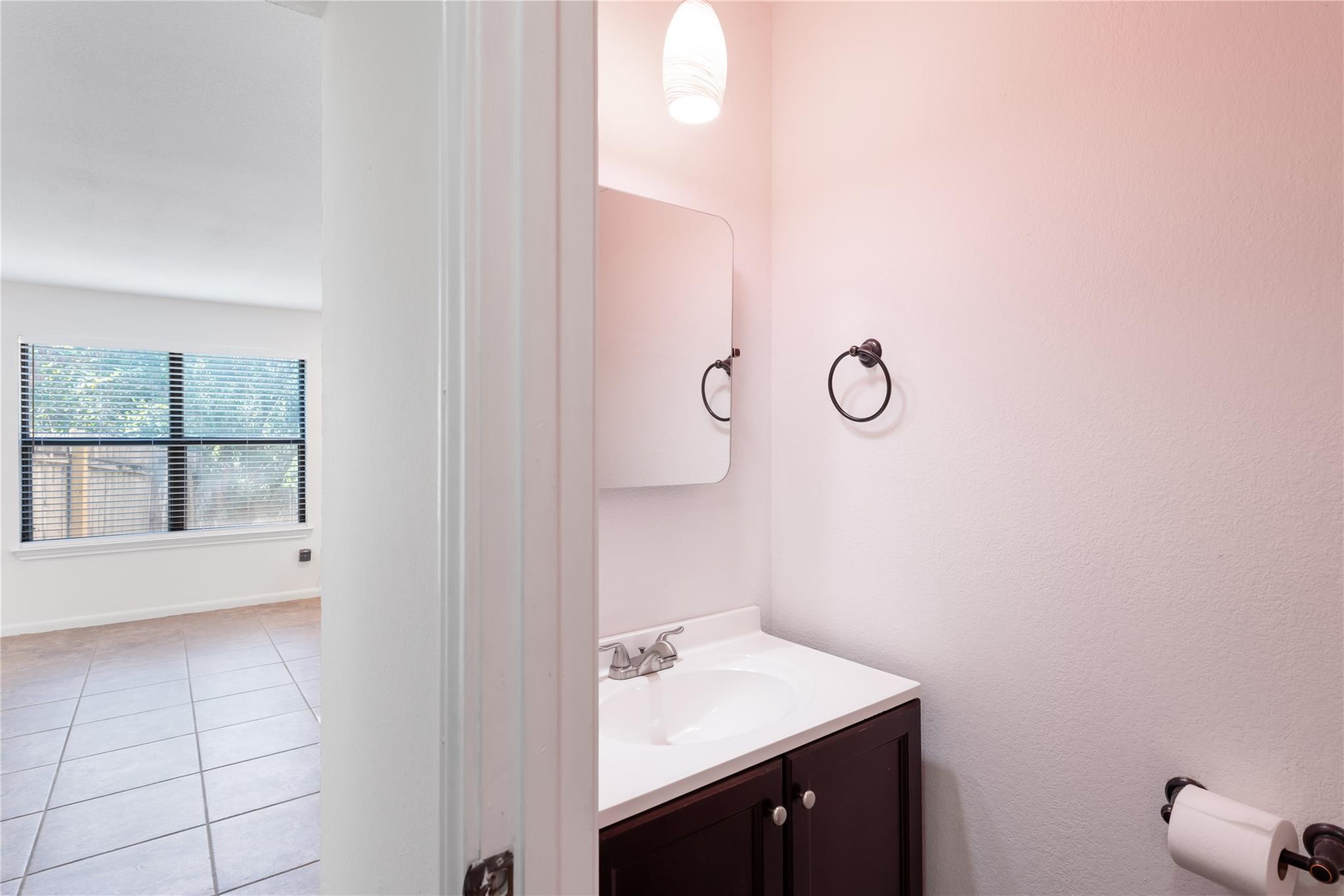 1504 Aquifer Cove Austin TX 78746