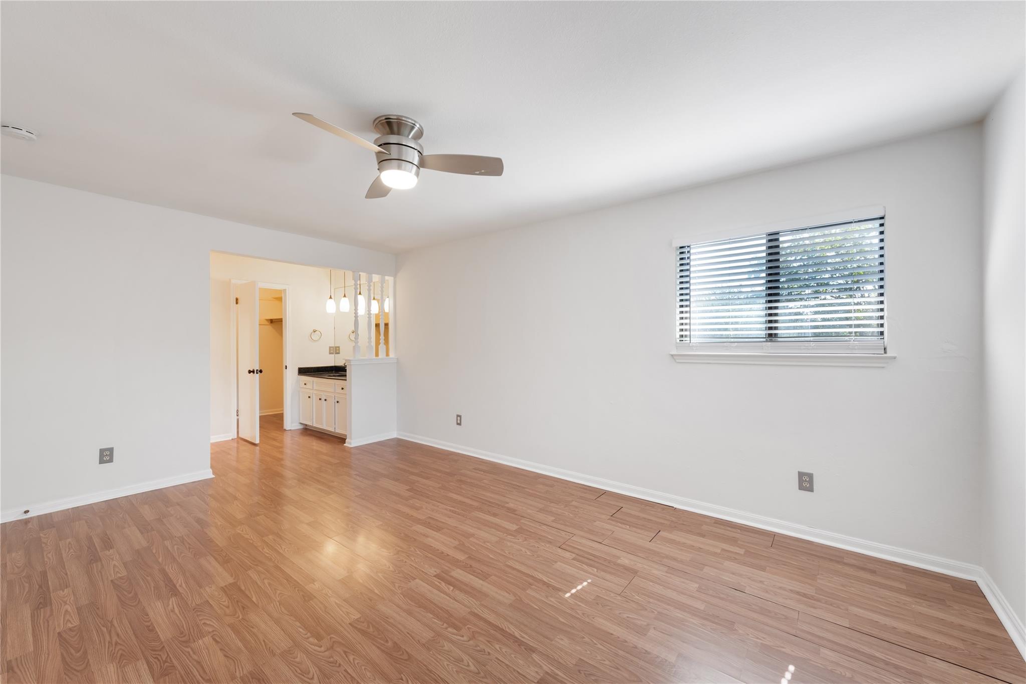 1504 Aquifer Cove Austin TX 78746