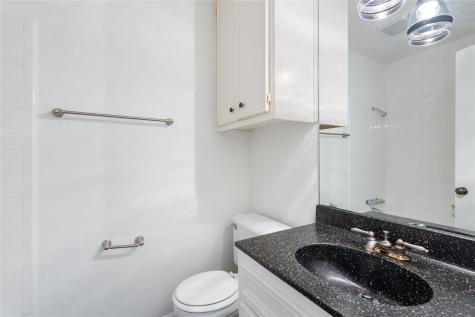 1504 Aquifer Cove Austin TX 78746
