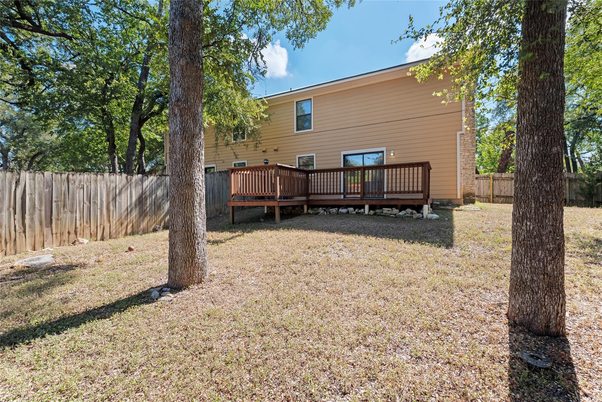 1504 Aquifer Cove Austin TX 78746
