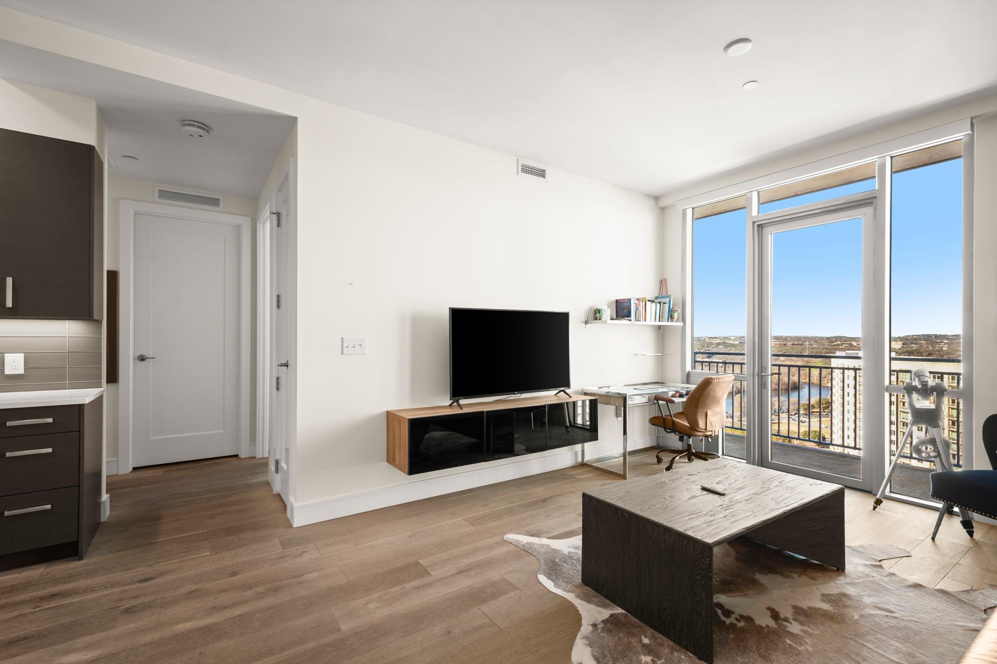 222 West Avenue Austin TX 78701