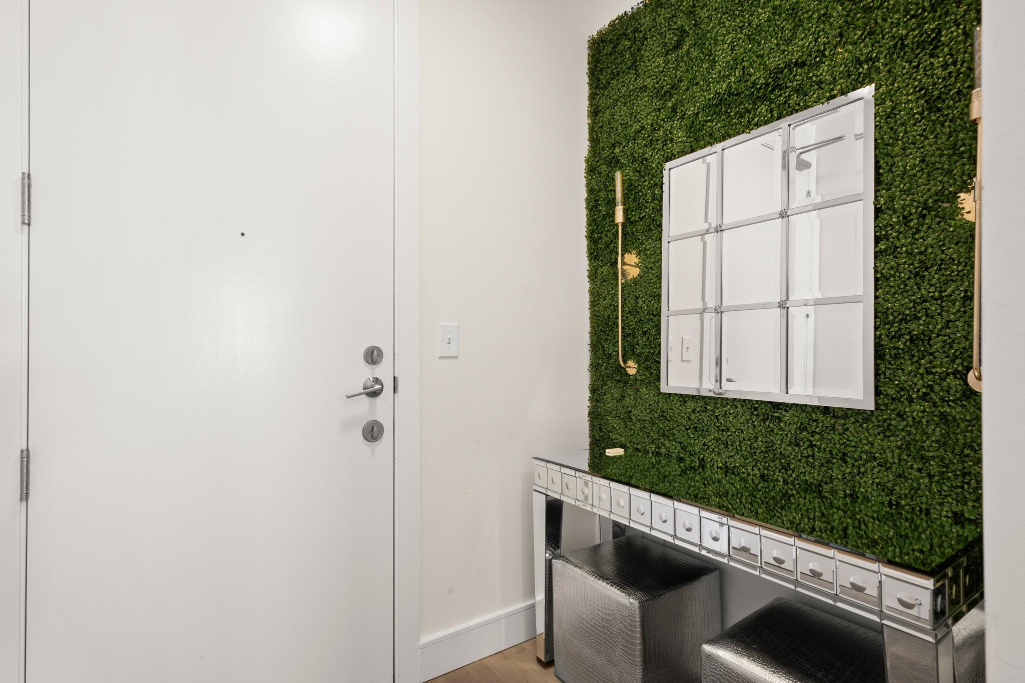 222 West Avenue Austin TX 78701
