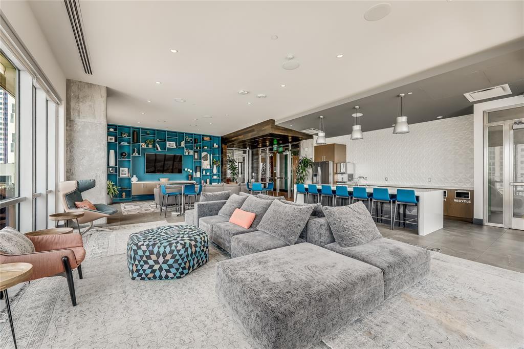 222 West Avenue Austin TX 78701
