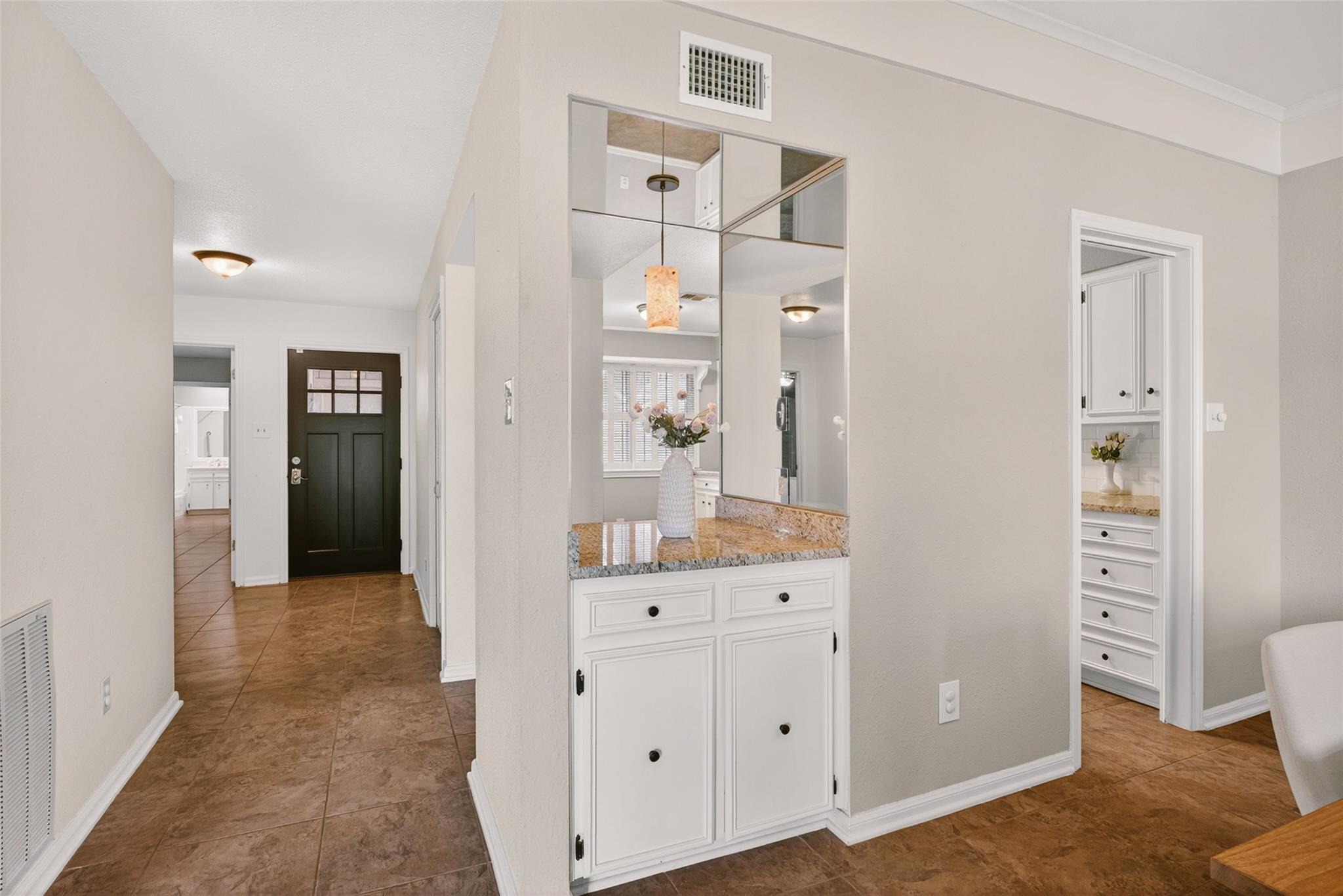11121 Pinehurst Drive Austin TX 78747