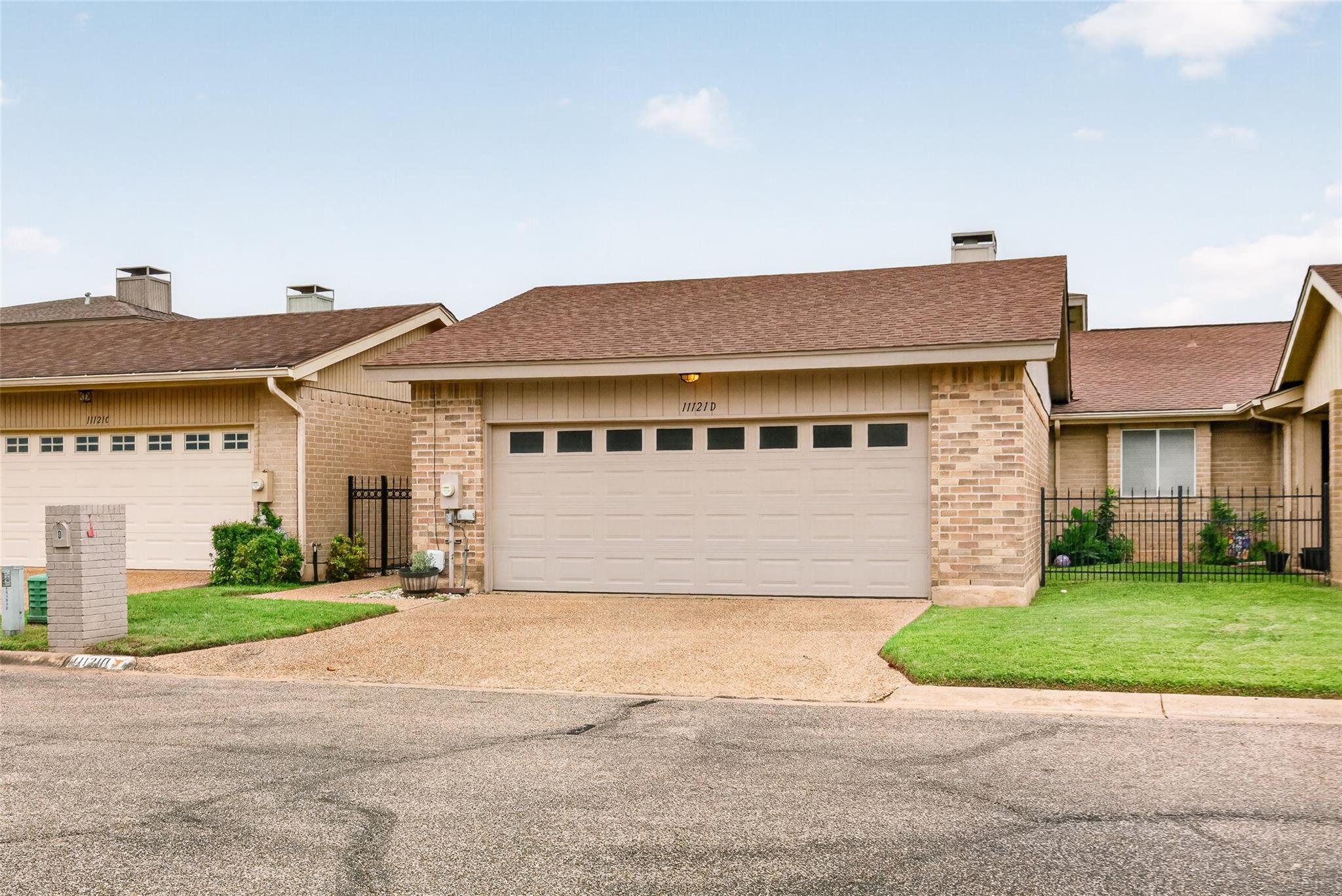 11121 Pinehurst Drive Austin TX 78747