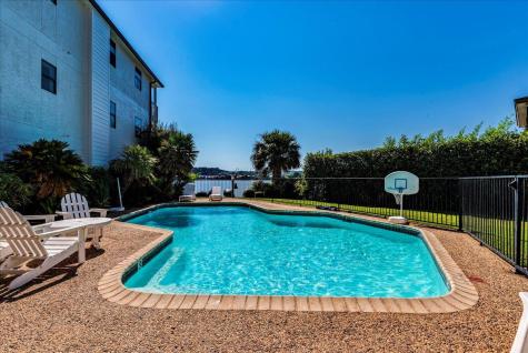 101 Island Drive Horseshoe Bay TX 78657