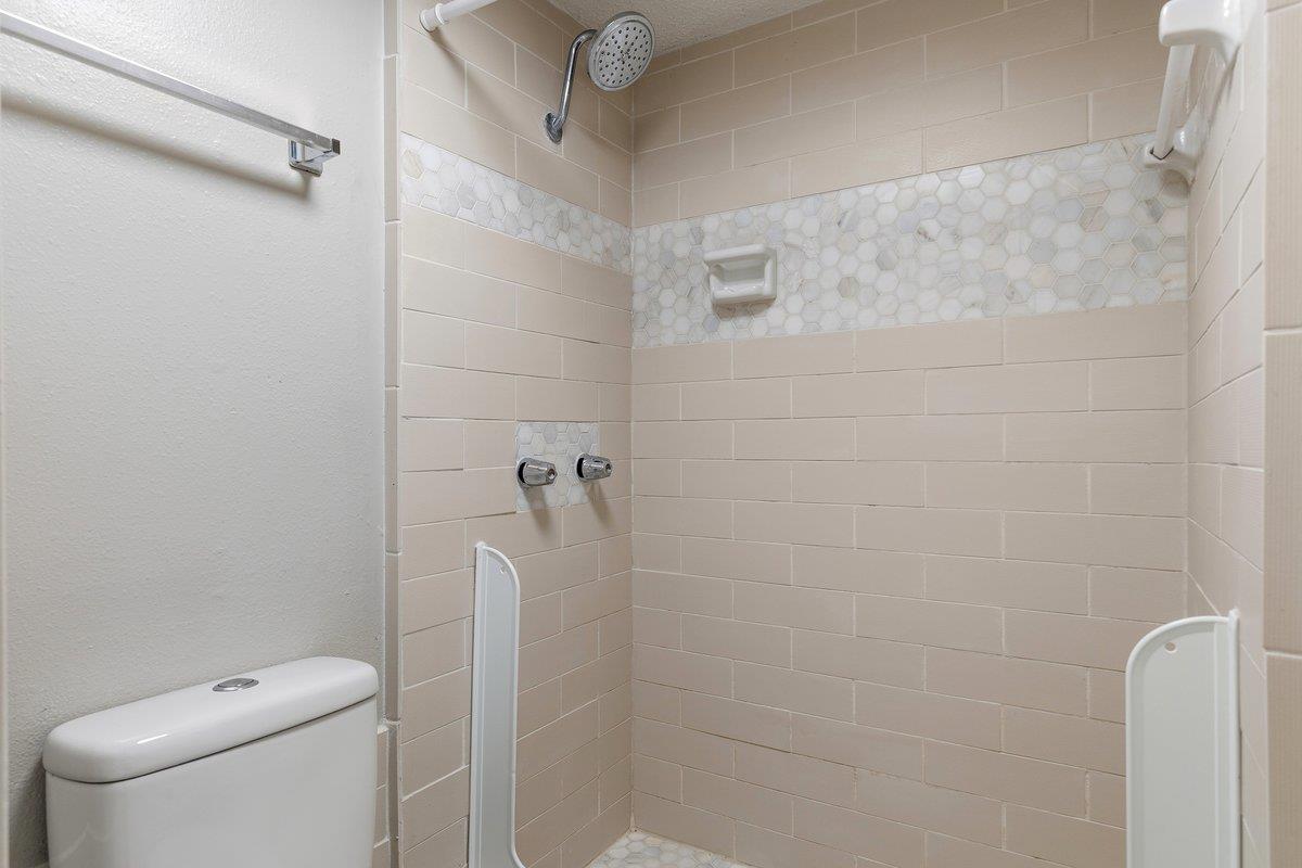 6405 Chimney Creek Circle Austin TX 78723