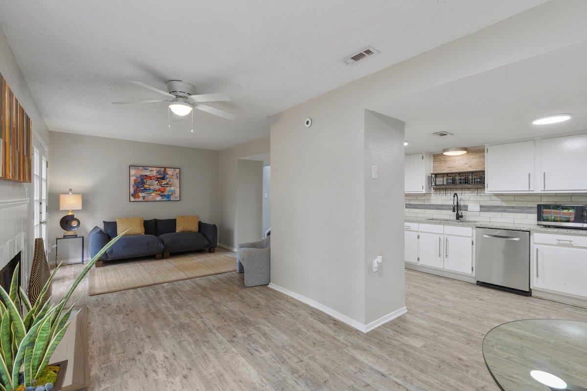 6405 Chimney Creek Circle Austin TX 78723