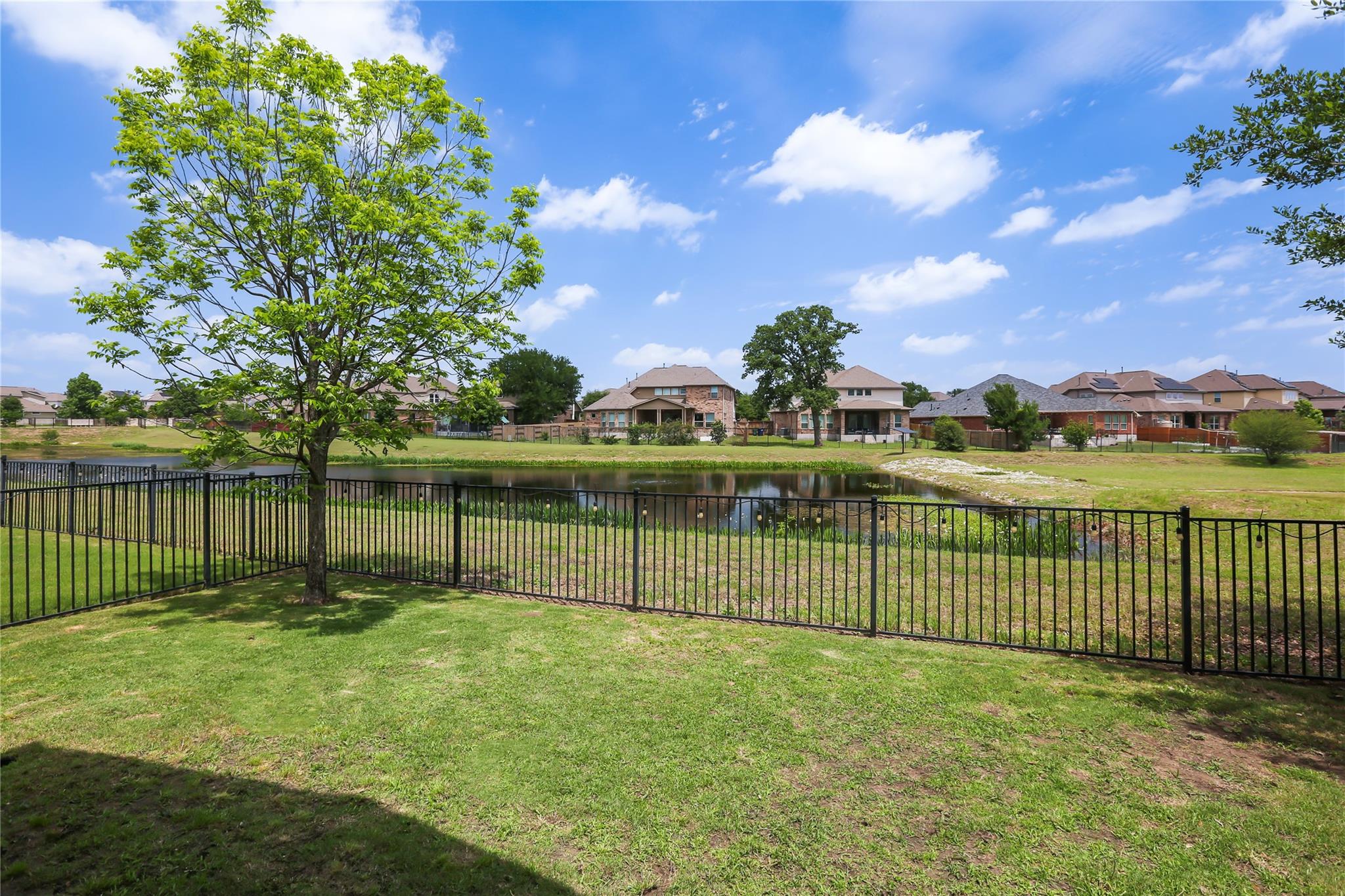 9407 Mcknight Loop Austin TX 78717