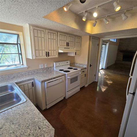 801 Old Ranch Road 12 San Marcos TX 78666