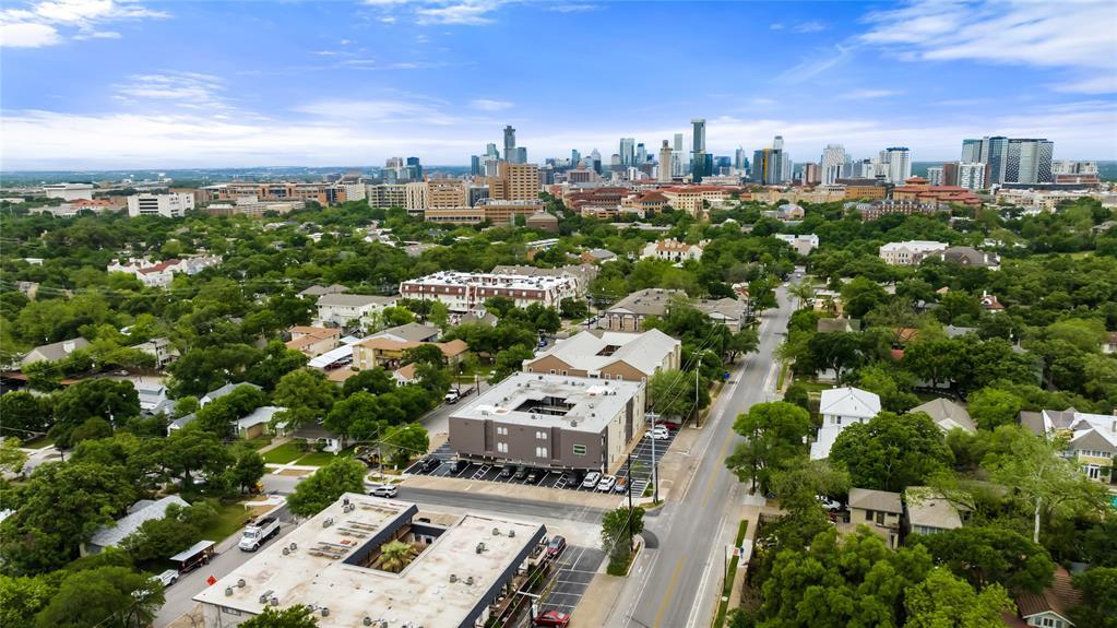 101 E 33rd Street Austin TX 78705
