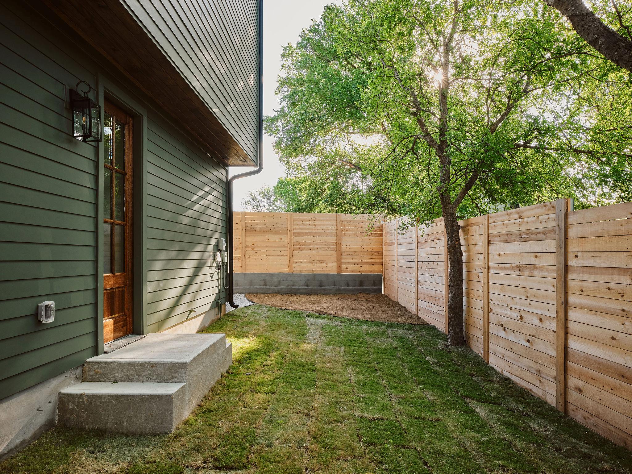 1037 Nile Street Austin TX 78702