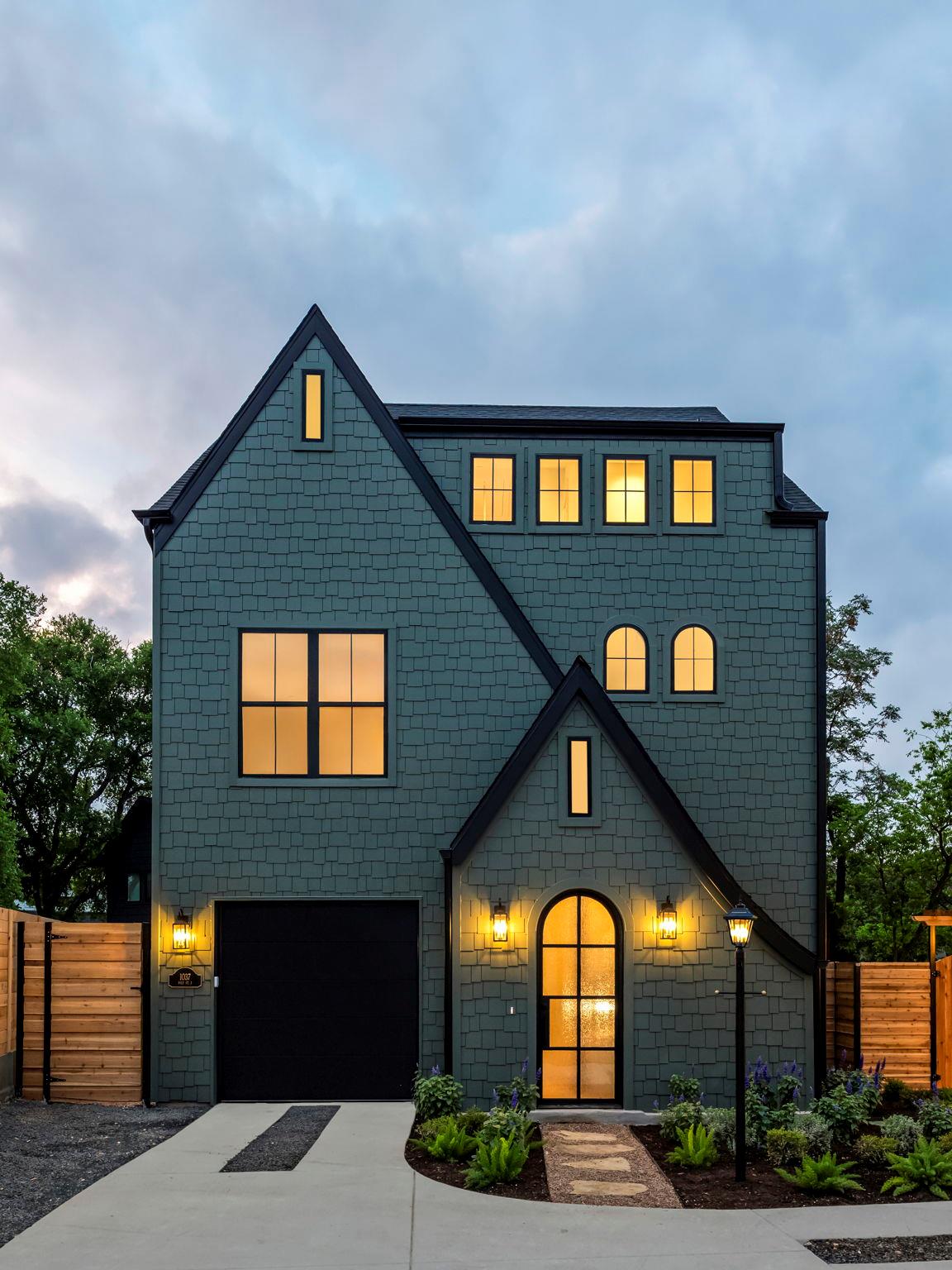 1037 Nile Street Austin TX 78702