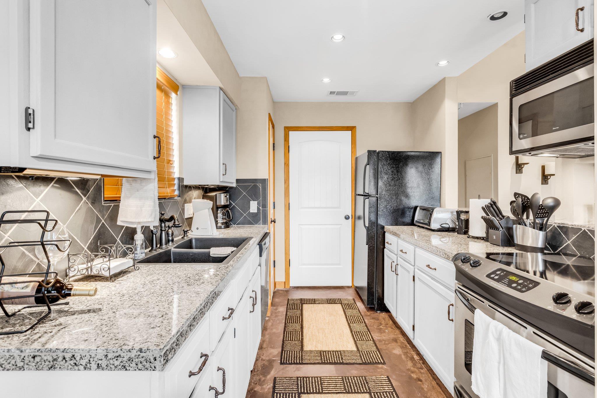 1406 Windsor Road Austin TX 78703