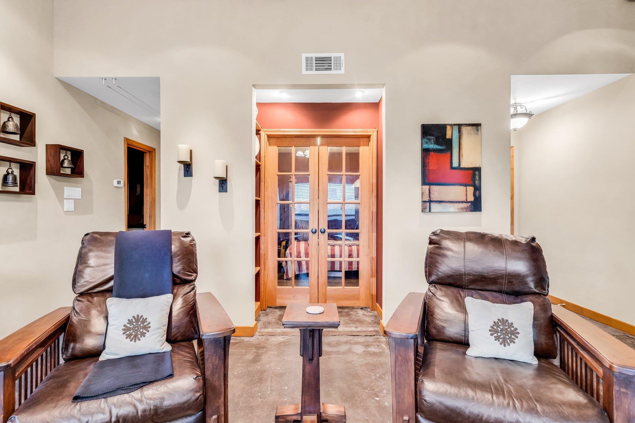 1406 Windsor Road Austin TX 78703