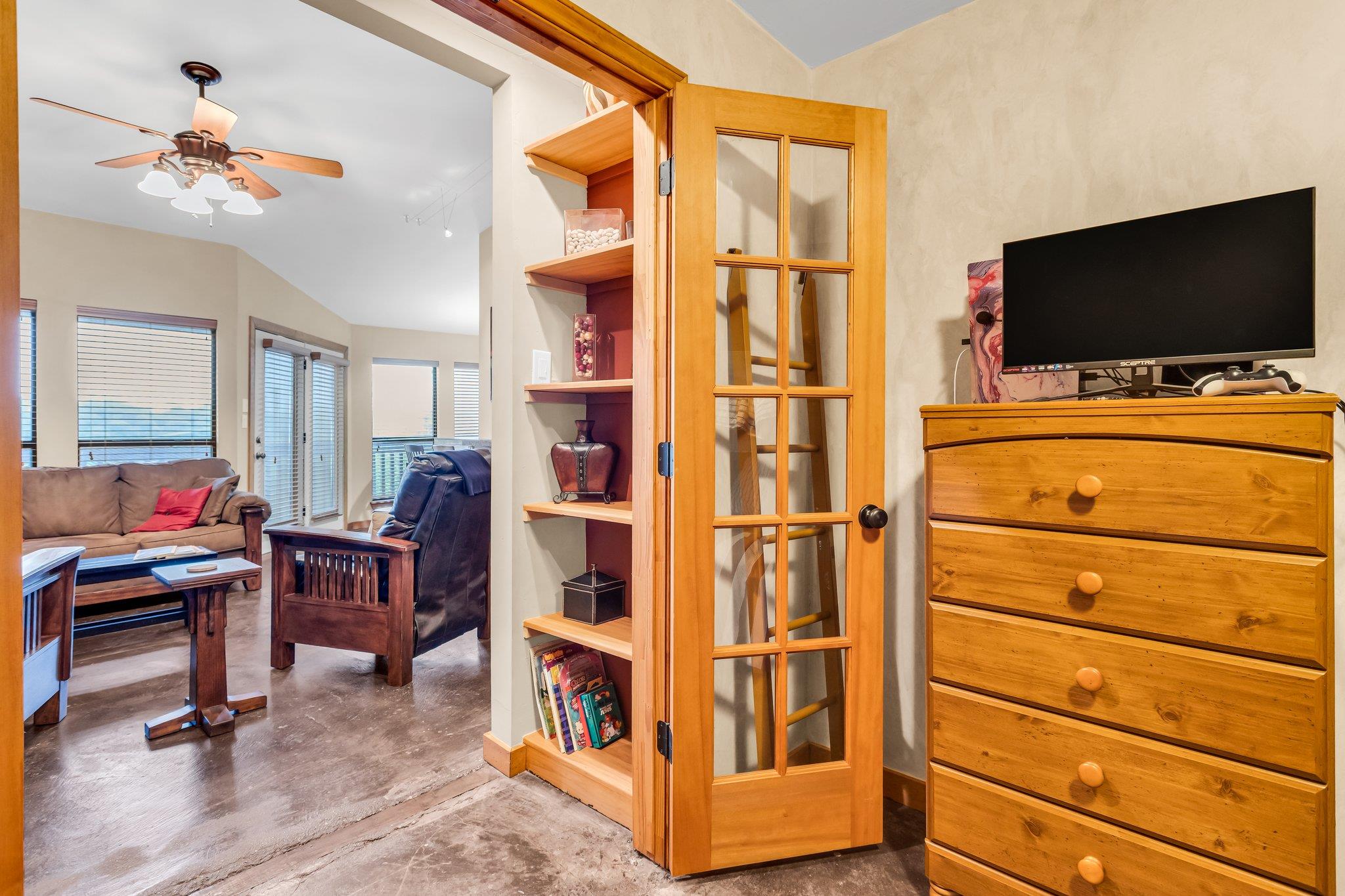1406 Windsor Road Austin TX 78703