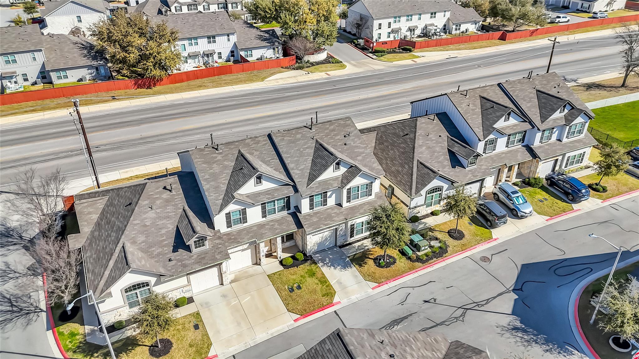 1416 Bichon Bend Austin TX 78748