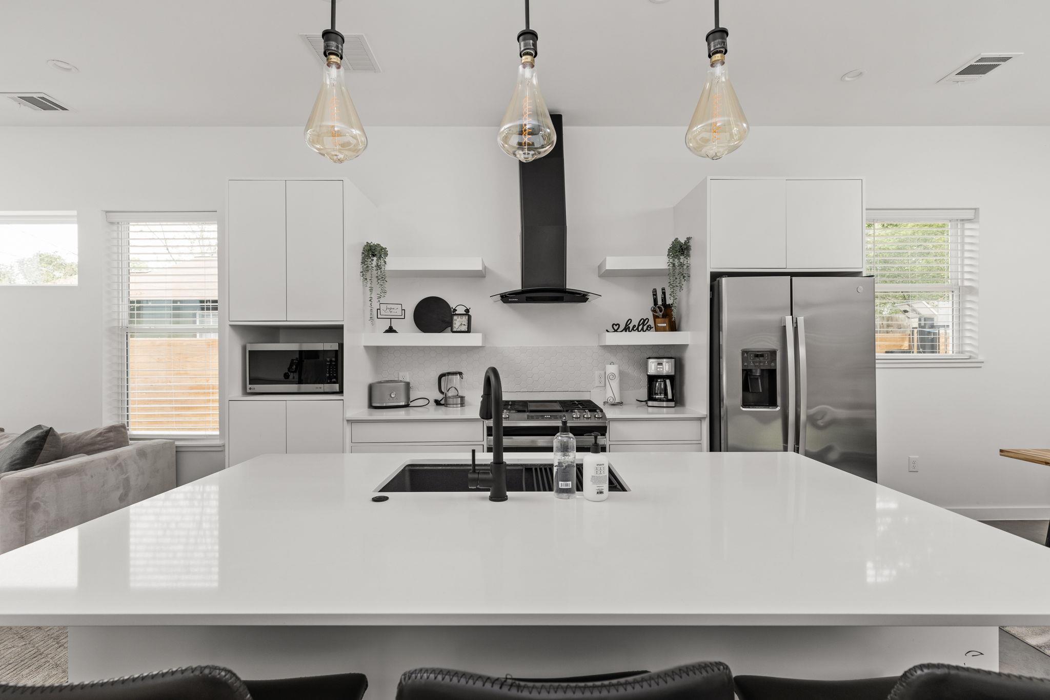 6205 Caddie Street Austin TX 78741