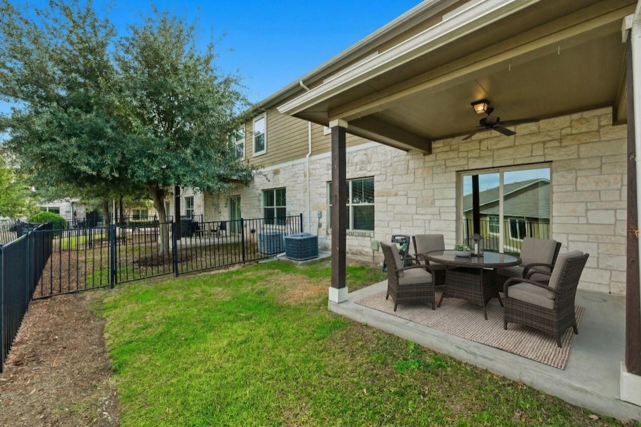 516 E Slaughter Lane Austin TX 78744