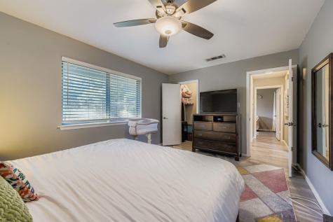 5922 Little Creek Trail Austin TX 78744