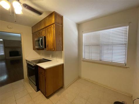 306 S Arnold Street Lampasas TX 76550