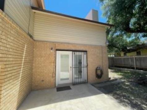 306 S Arnold Street Lampasas TX 76550