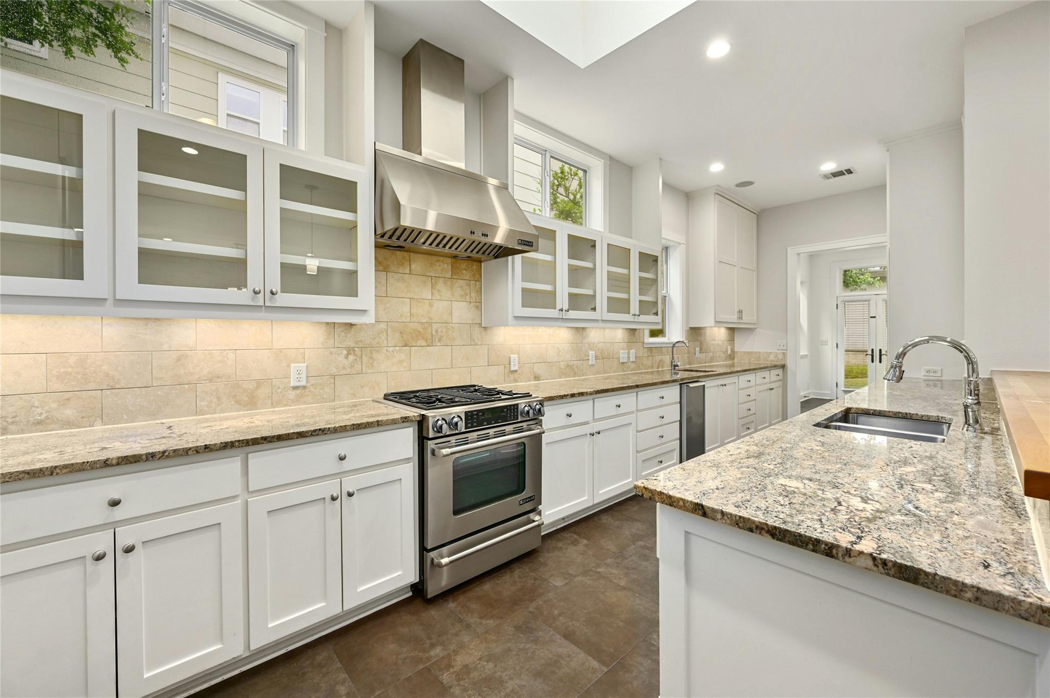 1205 Norwalk Lane Austin TX 78703