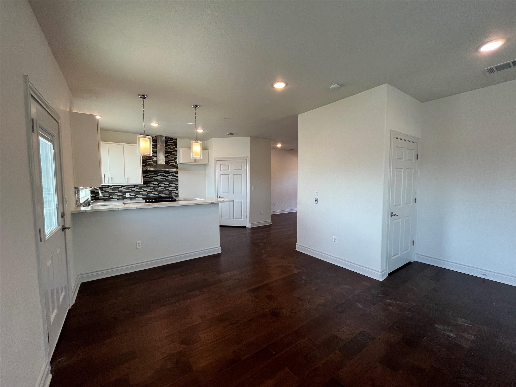 2105 Tiger Trail Round Rock TX 78665