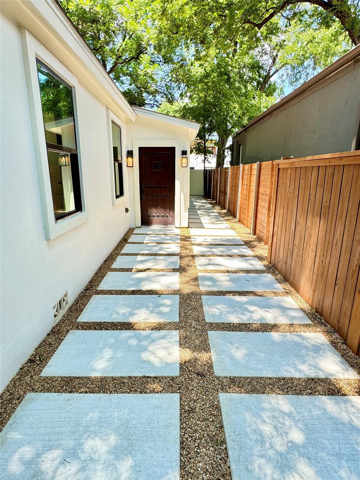 2519 E 4th Street Austin TX 78702