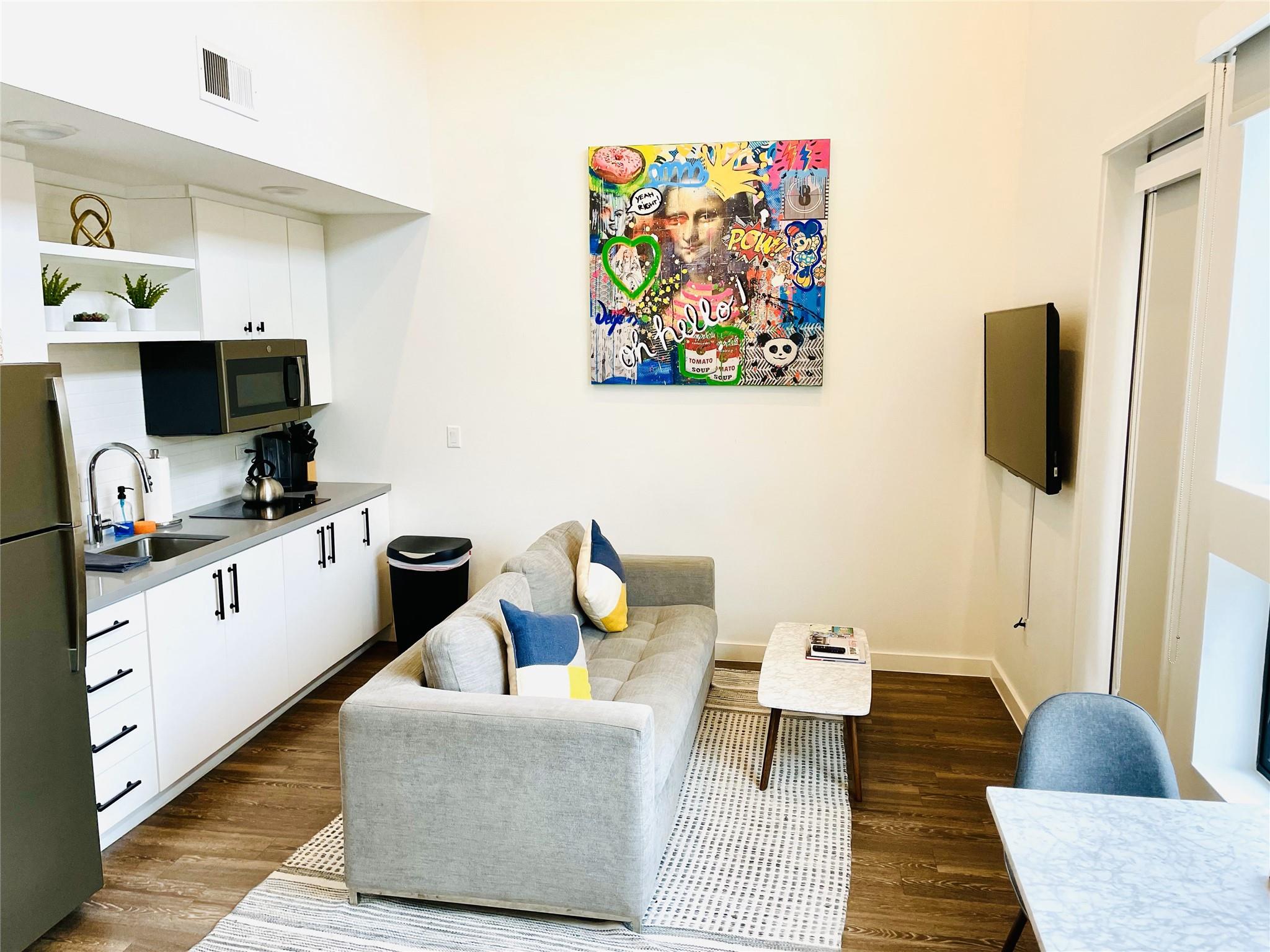 49 Navasota Street Austin TX 78702