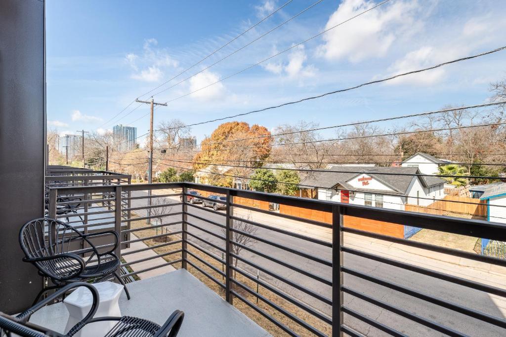 49 Navasota Street Austin TX 78702